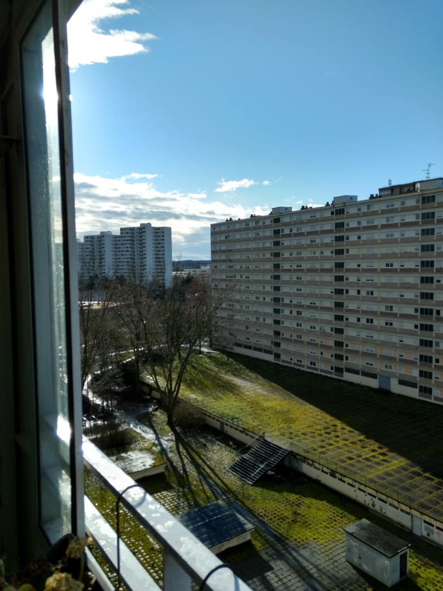 Blick aus dem Fenster: die Fraternität in Mulhouse